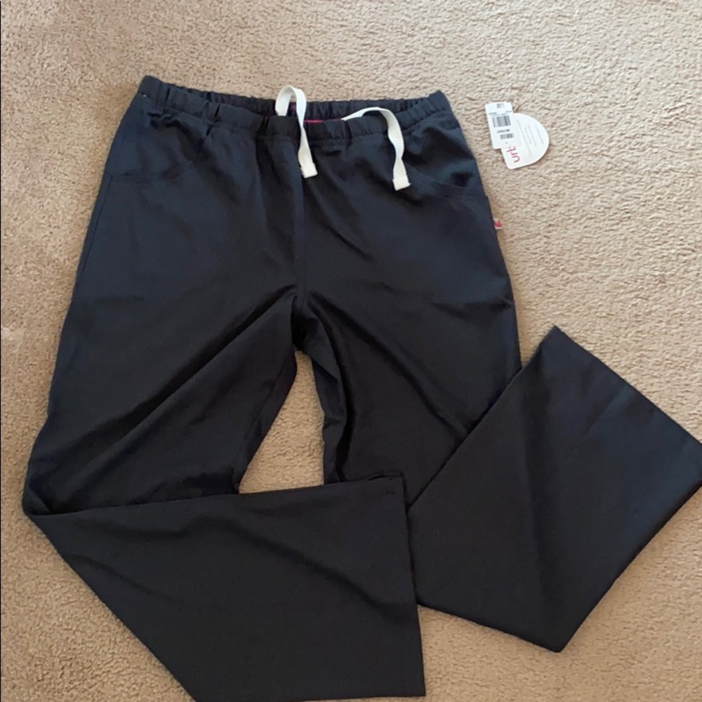 NWT size large urbane ultimate scrub bottoms